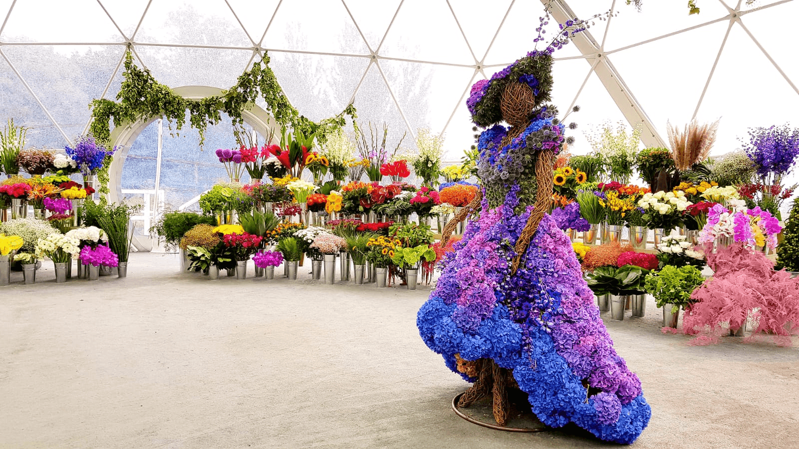 Episode 2, Fabulous Floral Fashion